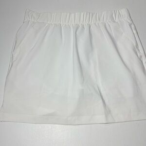 Columbia White Elastic Waist Skort